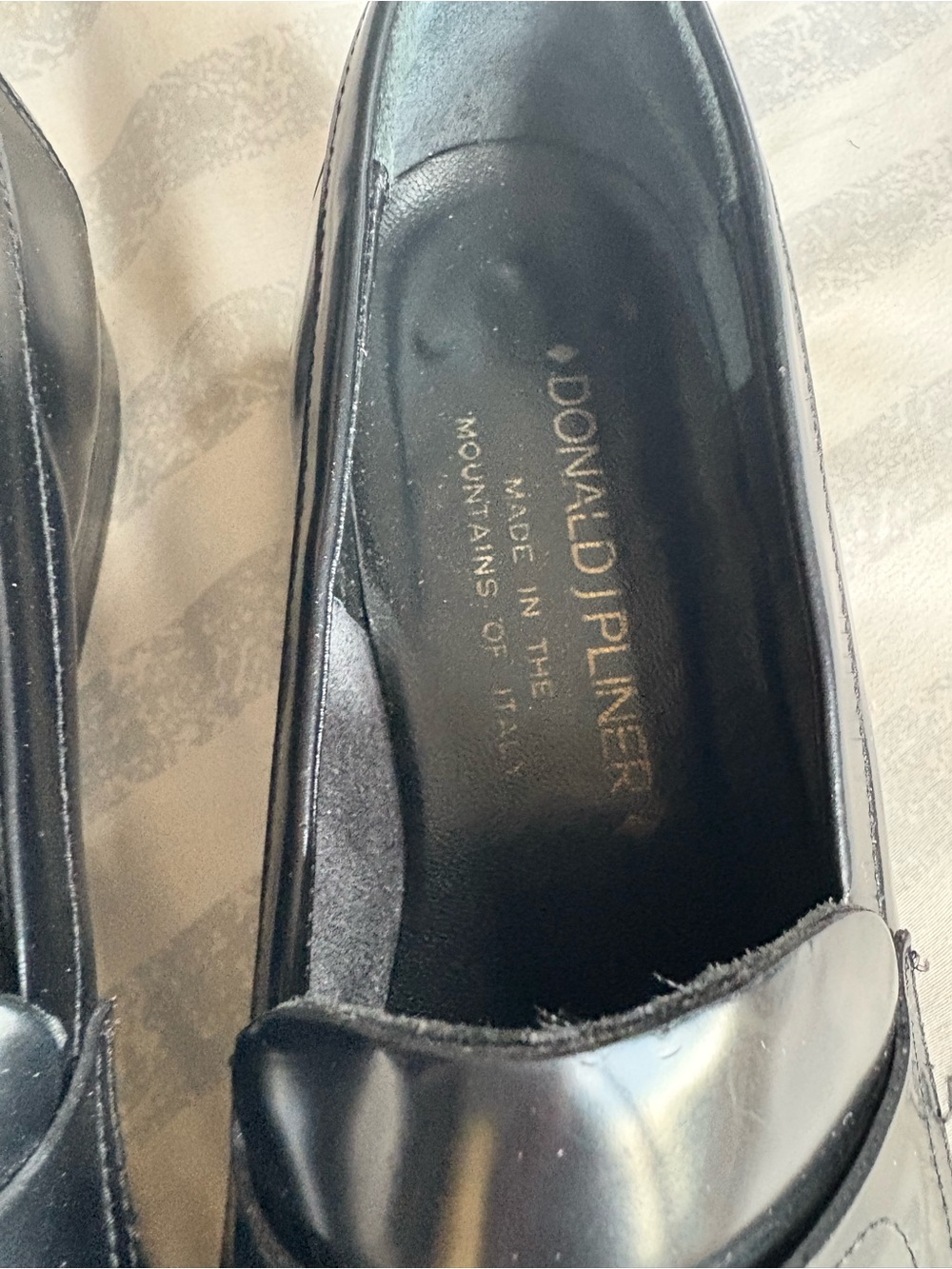 Donald J. Pliner Women’s Size 7M Black Leather Penny Loafers Made in Italy - Picture 3 of 7